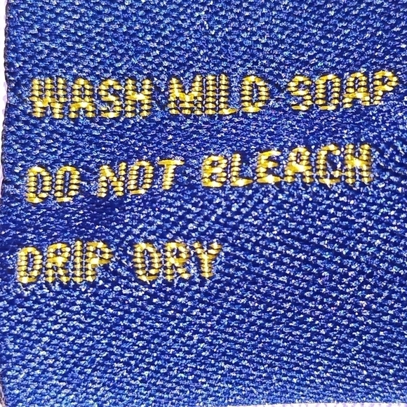 The Iconic Oxford Shirt lavender long sleeve button down Size: XL  17-17 1/2 - Picture 5 of 5